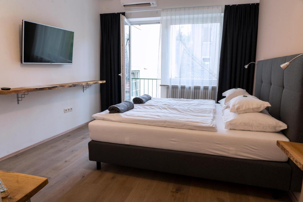 Gaestehaus Mosshammer Graz Bagian luar foto